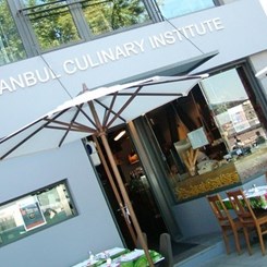 Tarlabaşı'nda Bir Gastronomi Yapısı: Istanbul Culinary Institute