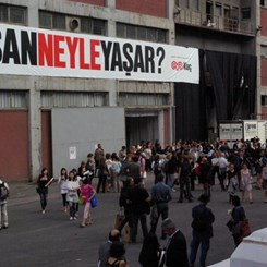 11. İstanbul Bienali Devam Ederken...