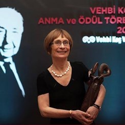 13. Vehbi Koç Ödülü'nün Sahibi Prof. Dr. Zeynep Çelik